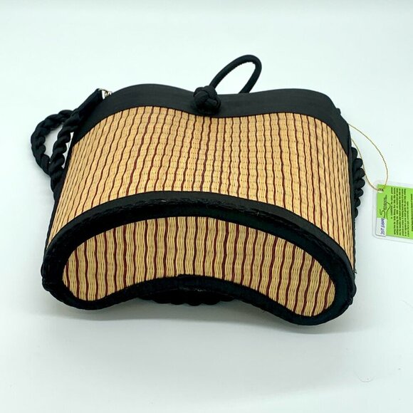 Saraye Black Curved Tatami Style Avi Purse Handmade Cambodia - Picture 2 of 11